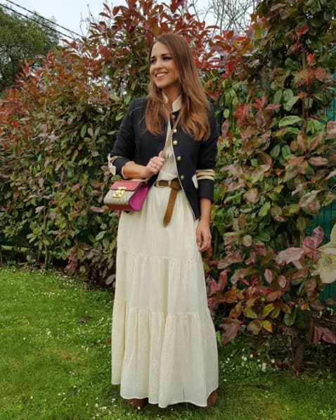 La bella actriz española que llega a la pantalla de UniMás para interpretar a ‘Ana Ribera’ en la serie Velvet, es toda una fashionista. Mira nada más como nos muestra su colección privada cada día en Instagram.