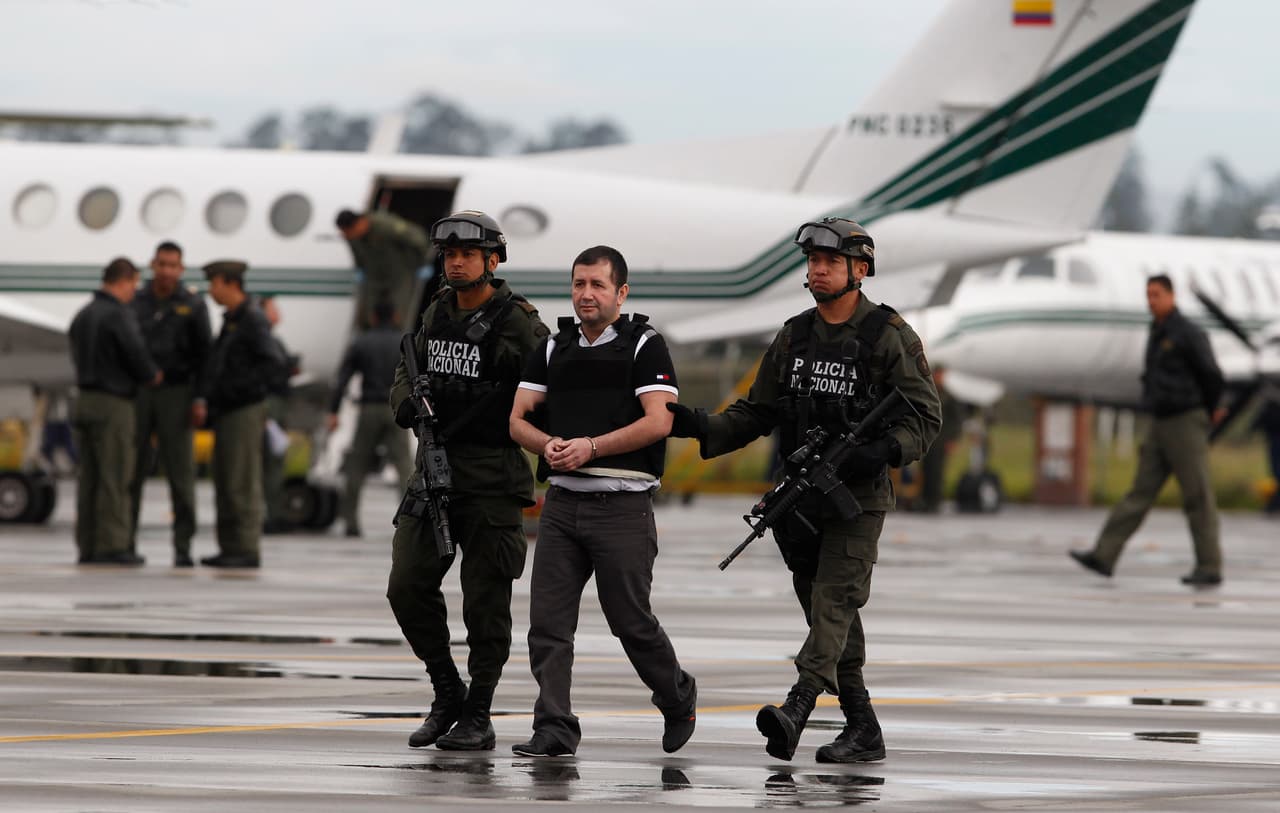 <b>Daniel Barrera, alias ‘El Loco”. </b>Extraditado a EEUU en 2013. Criminal colombiano vinculado a los grupos paramilitares y guerrilleros de su país. Fue capturado en Venezuela en 2012, extraditado a Colombia y luego a EEUU, donde responde a sus delitos en una corte de Nueva York.