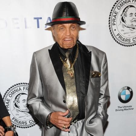 Joe Jackson, padre de Michael Jackson, murió la madrugada del 23 de junio luego de perder la batalla contra el cáncer. El patriarca de la familia Jackson tenía 89 años de edad.
