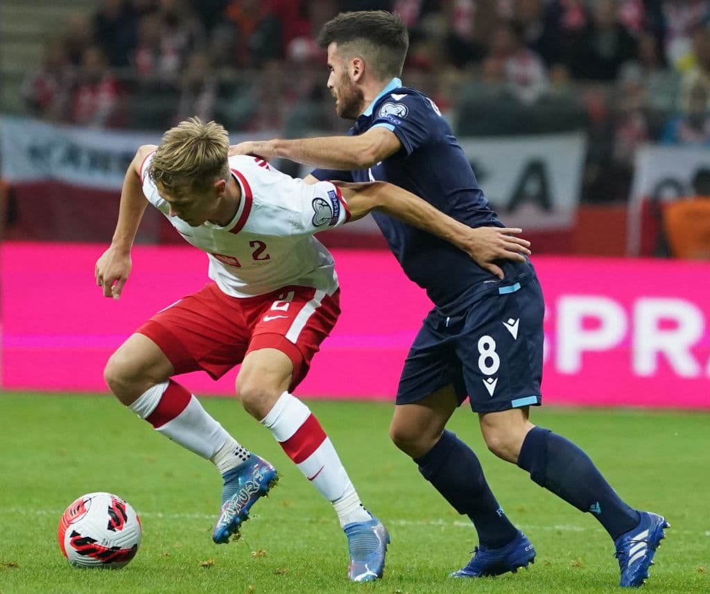 Polonia y Dinamarca golean en sus respectivos encuentros y aseguran los puntos