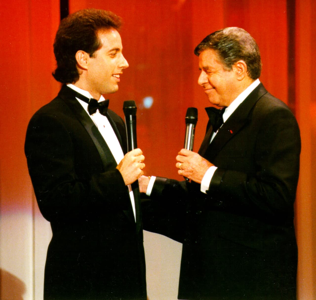 Lewis participó en más de 60 películas a lo largo de su carrera y marcó a generaciones de comediantes con los 'gags' físicos y desmesurados que le hicieron famoso en el cine.