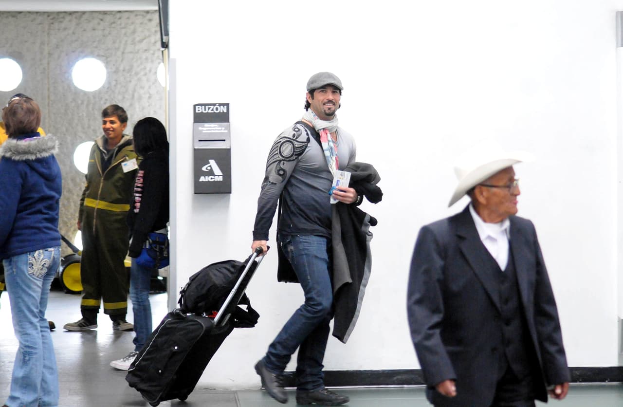 "Uno se casa para siempre, no piensas en que algún día te vas a separar, que te vas a divorciar. Yo estaba muy joven, estaba muy niño. Me casé de 22 años, entonces, ya tenía un divorcio a los 25 años", señaló en entrevista para el programa 'Ventaneando'.