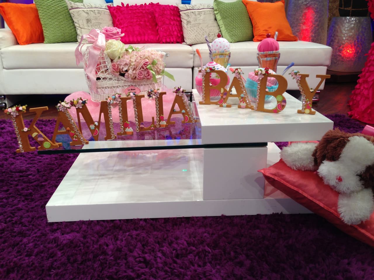 la producción de Rubén & Co agasajó a la futura mamá con muchas sorpresas.