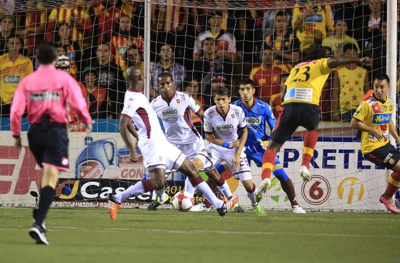 Campeón Saprissa cae ante Herediano en Torneo costarricense
