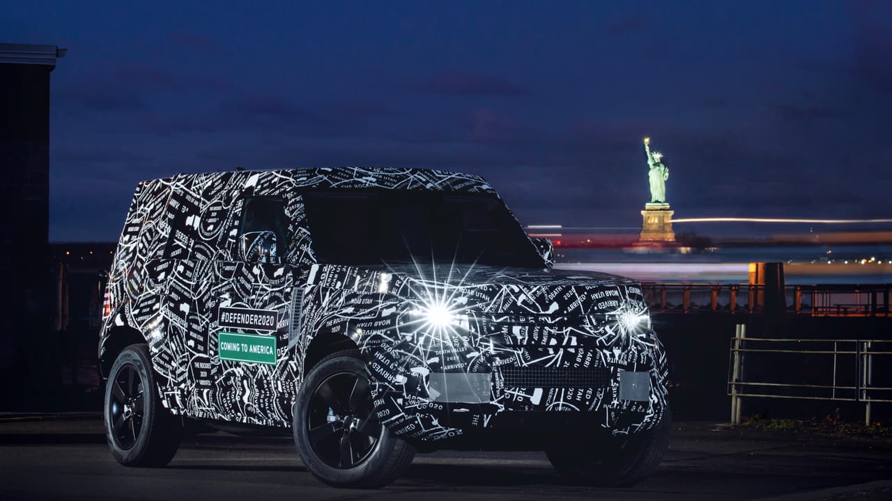 Land Rover Defender 2020.