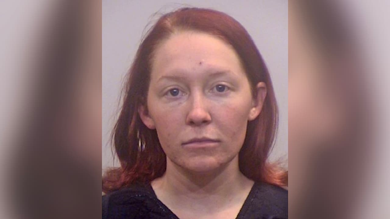 "Llamó al 911 para decir que mató a sus dos hijas de 1 y 6 años", dicen autoridades de Irving, Texas