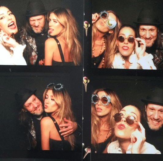 En mayo de 2017, Luis Sánchez publicó esta fotografía en la que escribió: "Mis personas favoritas Stephanie Salas y Michelle Salas".