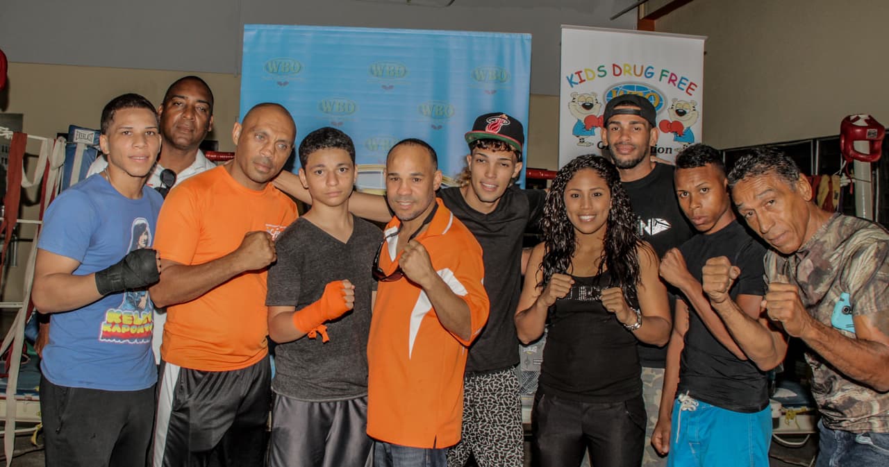 OMB lleva programa antidrogas al residencial Luis Lloréns Torres