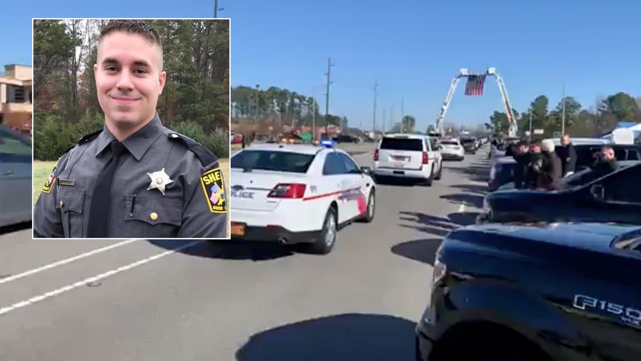 "La pérdida de un héroe": oficial de 26 años que murió al chocar su patrulla recibe homenaje en Carolina del Norte