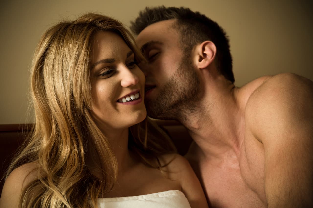 En tu vida íntima habrá un despertar pues como si fuera una revelación súbita te percatas de las condiciones reales de quien está a tu lado y cómo, a veces, no las has sabido valorar. Tendrás pruebas de amistad, y de amor.