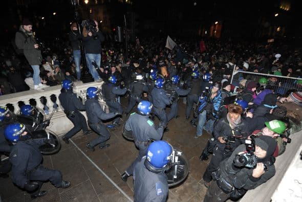 El incremento en las tasas universitarias se aprobó con la mayoría de 21 votos.