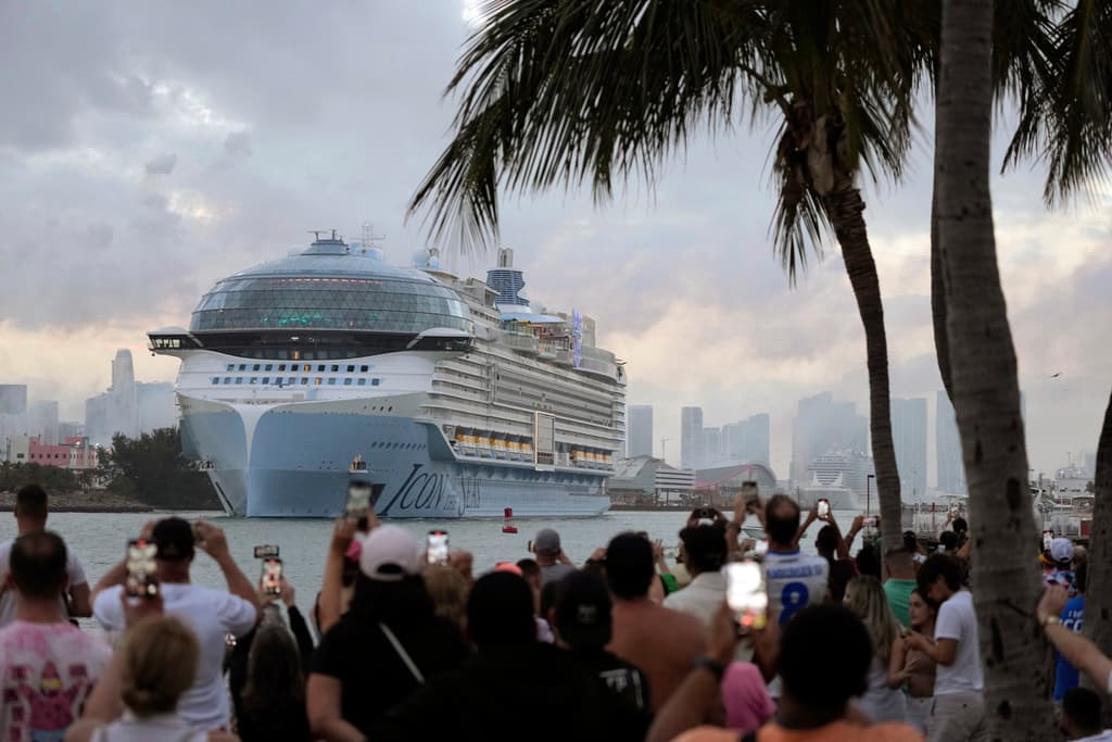 Royal Caribbean dice que cada kilovatio utilizado en el Icon of the Seas "es examinado para determinar la eficiencia energética y la reducción de emisiones".
<br>