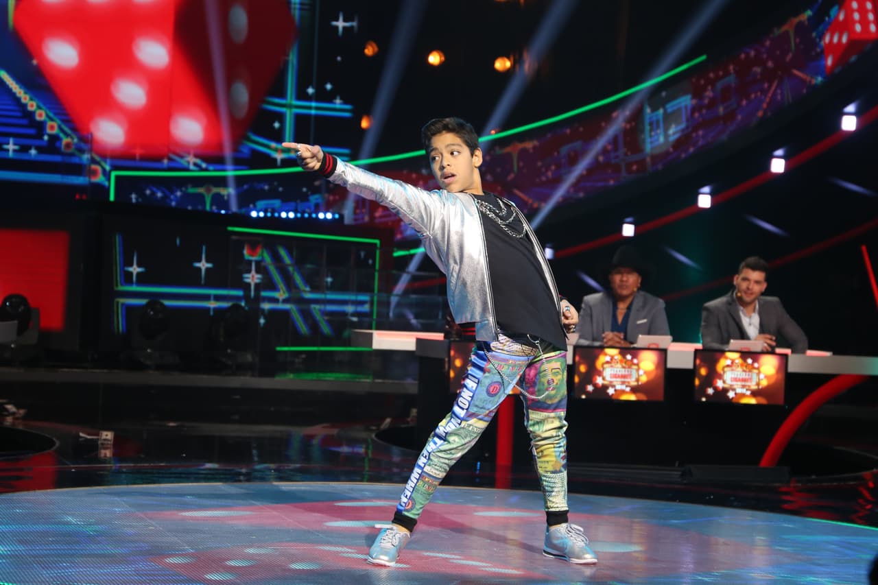 Kemish bailó '24 K Magic' de Bruno Mars. Su promedio fue de 8.3 puntos.