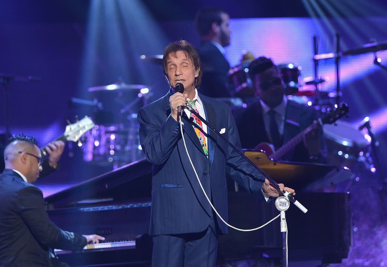 <b>Roberto Carlos</b>: el cantante de boleros y baladas, ha vendido alrededor de 120 millones de copias, desde que comenzó su carrera en 1959. 
<br>