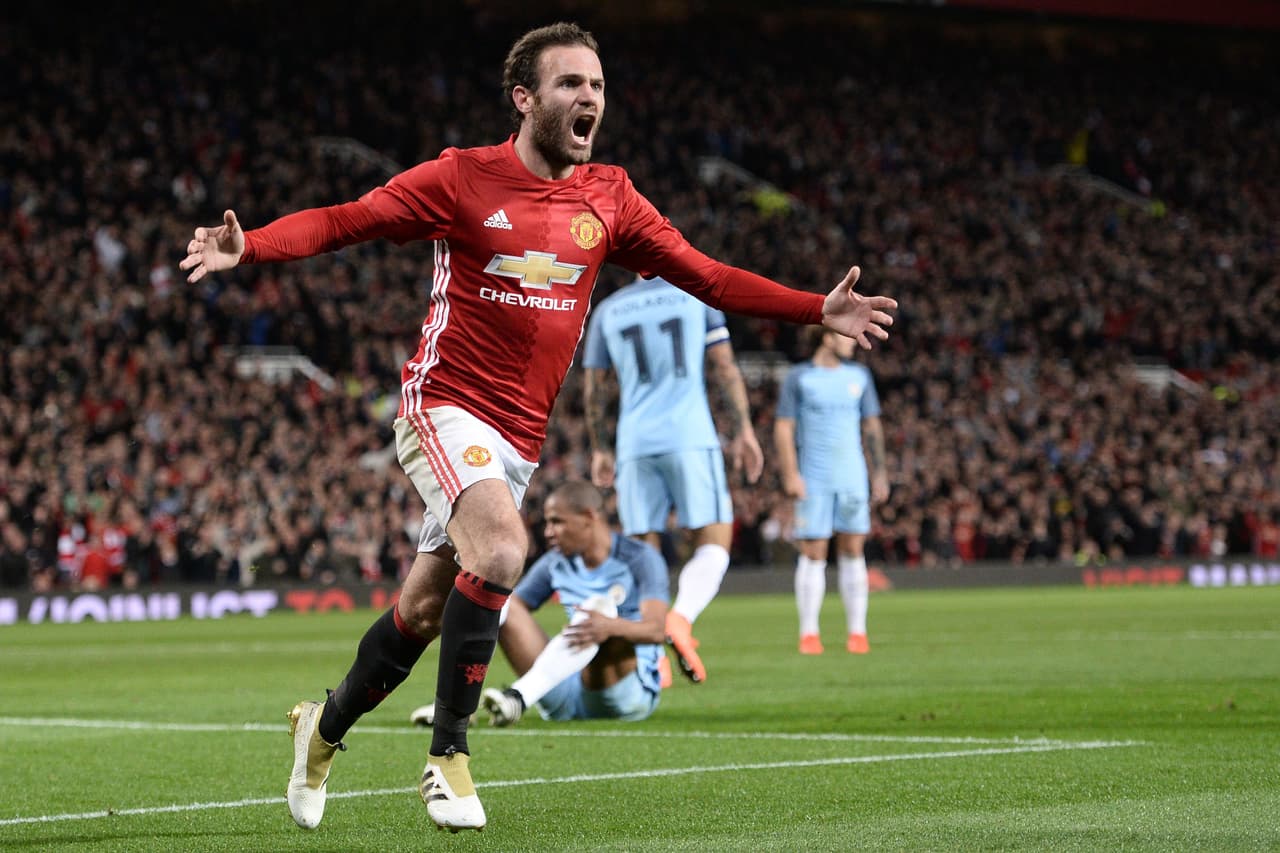 Juan Mata le dio el triunfo al Manchester United