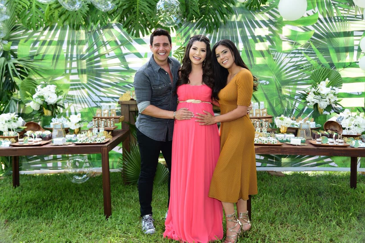 Francisca Lachapel y Omar Chabán también se dieron cita para darle la bienvenida al nuevo integrante de la familia de Ana Patricia.