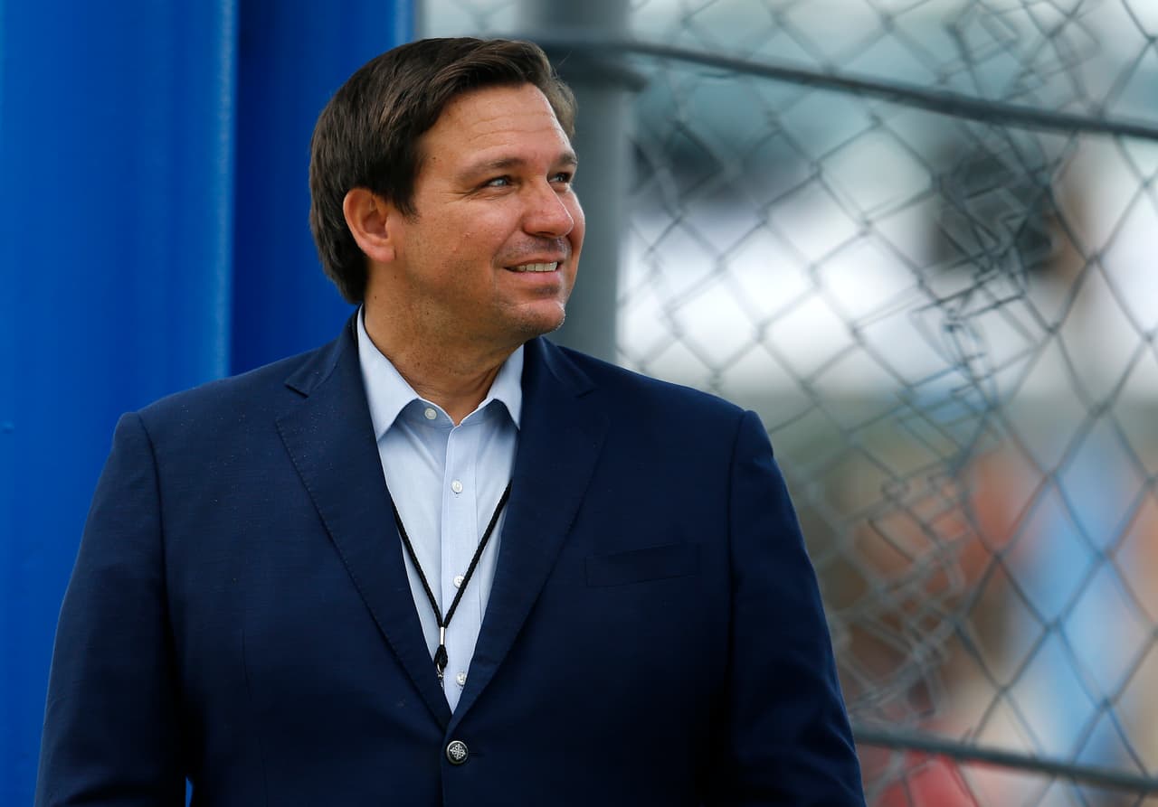 Aeropuerto de Orlando corrige la cifra de 260 empleados con coronavirus que presenta Ron DeSantis
