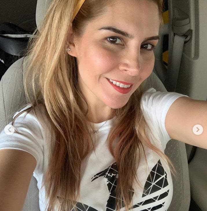 Además, la llamó "bruja maldita" al relatar una anécdota en la que la propia Fabiola Martínez le cuestionó si había traicionado a Karla Luna al haberse metido con quien era su marido. 
<br>