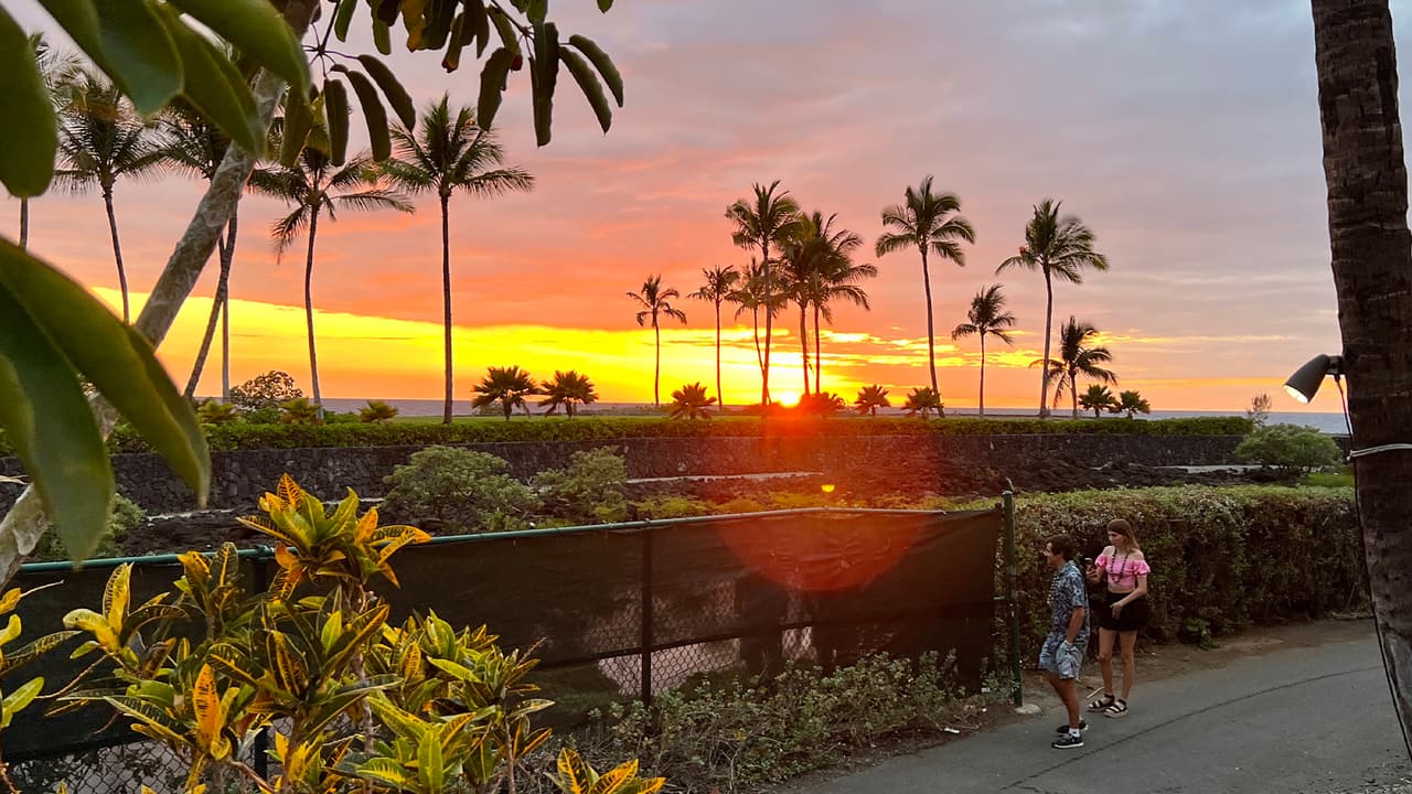“Otra cosa que puedes hacer es seleccionar muy bien el destino, en donde la zona turística no tenga tanta demanda o donde el cambio de moneda te ayude muchísimo por ejemplo en México y Colombia”, indicó.