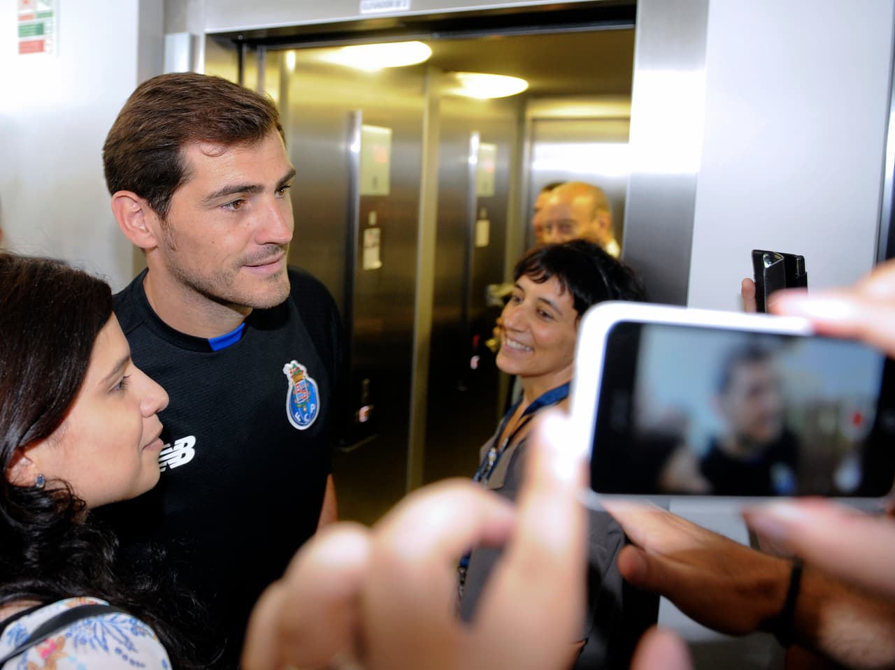 Casillas, muy emocionado por el recibimiento que le ha dado la afición del Oporto