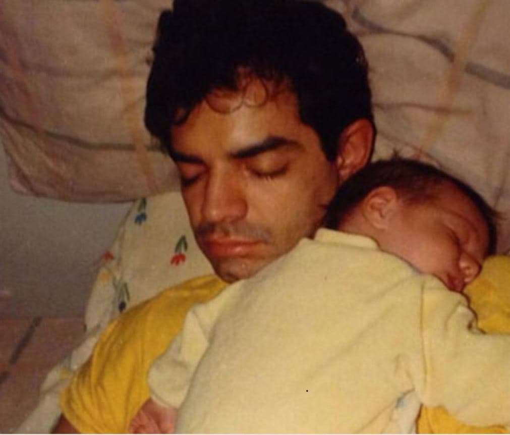 En 1987 nació su primera hija, Aislinn, quien es modelo y actriz.