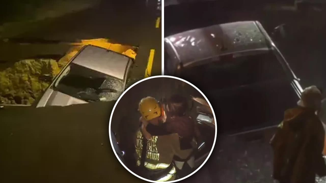 Socavón se traga 2 autos en Chatsworth; 4 personas quedaron atrapadas