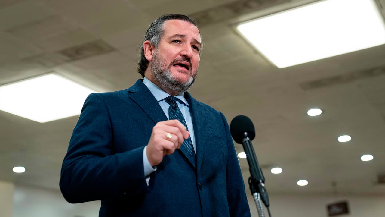 Luego de los rumores en redes sociales, Cruz confirmó el viaje y a su regreso a 
<a href="https://www.univision.com/temas/houston">Houston</a> admitió que había sido un error.
