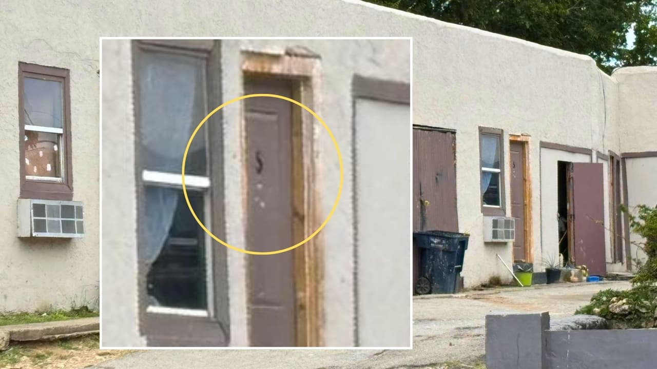 <h3 class="cms-H3-H3">¿Qué pasó?</h3>
<br>Según el Departamento de Policía de Fort Worth, todo ocurrió alrededor de las 5:59 a.m., cuando varias unidades acudieron al llamado de 
<b>un tiroteo en un motel de la zona noroeste de la ciudad. </b>Al llegar, los agentes encontraron al hombre herido dentro de su habitación, con al menos un impacto de bala en el torso. Paramédicos confirmaron que 
<b>la víctima había muerto en el lugar.</b>