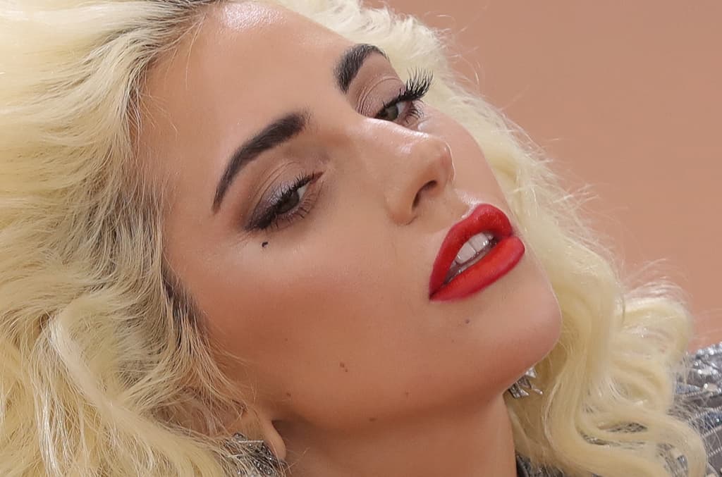 El maquillaje de Lady Gaga que demuestra su amor por el rock