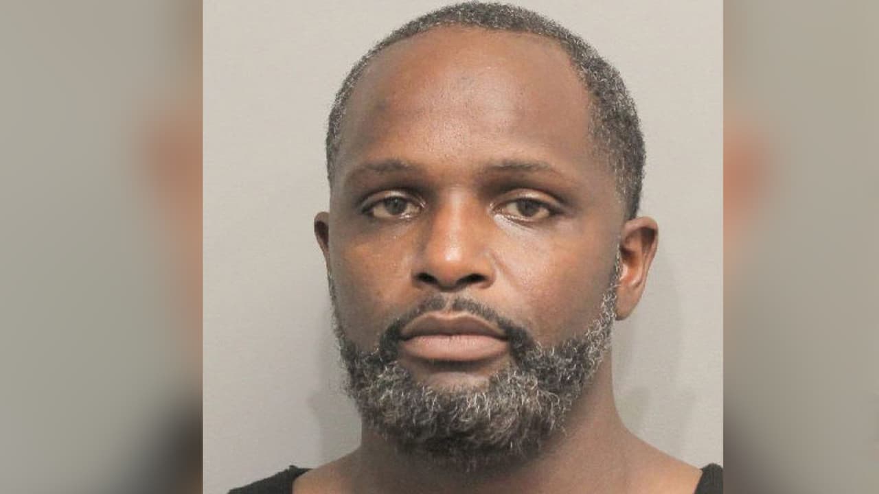 Arthur Ray Shepherd, fue arrestado por DUI, es la terecera vez que es detenido por el mismo delito.