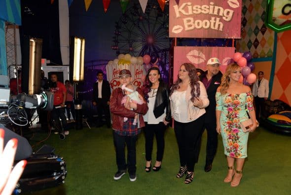 Los extravagantes en Premios Juventud