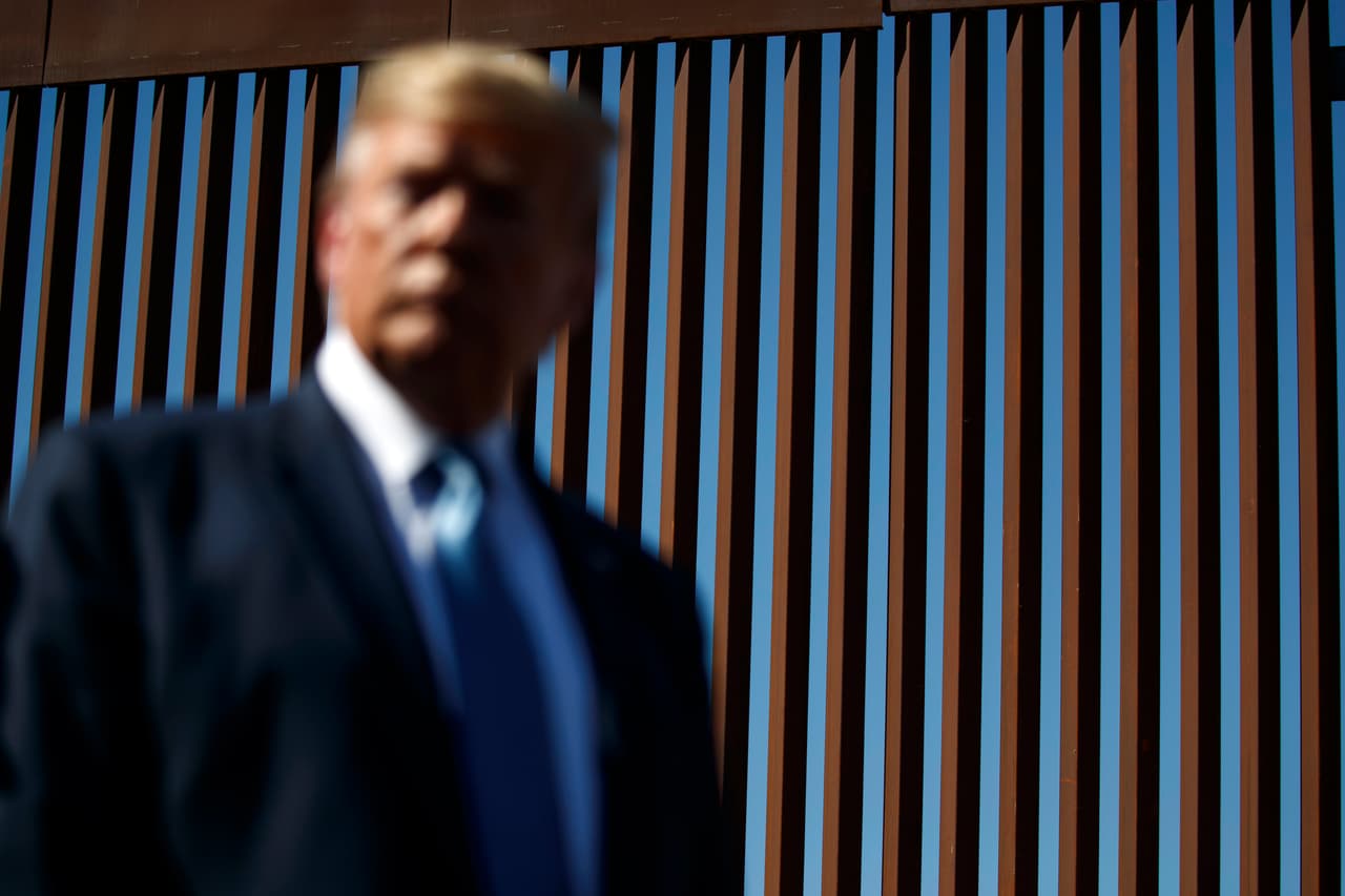 La demanda indica que Trump violó el principio de separación de poderes al desviar fondos que ya habían sido aprobados por el Congreso para otros fines.