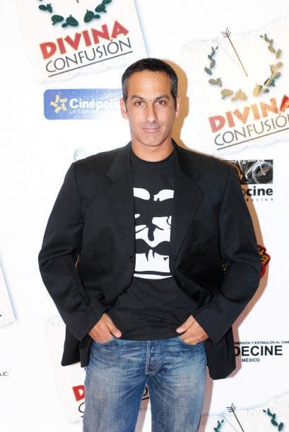 Julio Bracho trae el talento actoral en la sangre, pues su familia ha hecho historia en las telenovelas y en el cine mexicano.