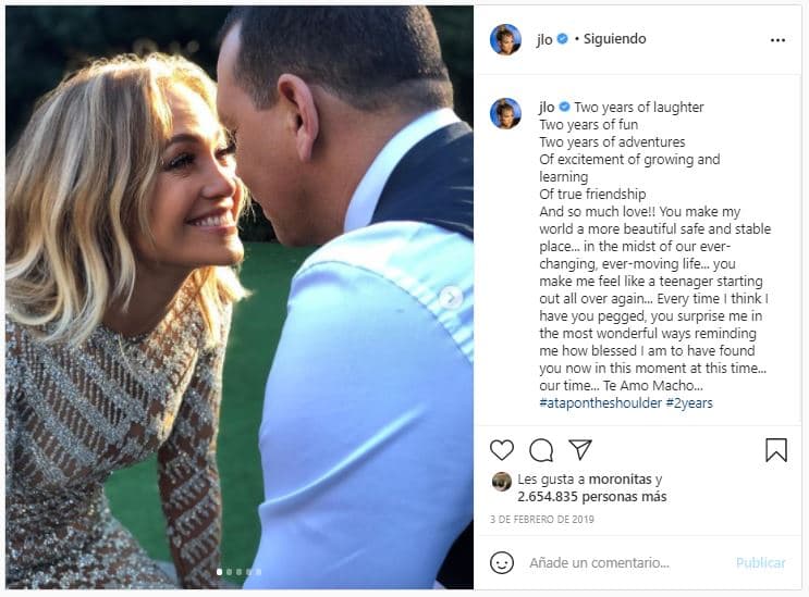 El mes siguiente celebraron su segundo aniversario: "Dos años de risas, dos años de diversión, dos años de aventuras, de emociones, de crecimiento personal y de aprendizaje. ¡Dos años de pura amistad y amor!", escribió ella.