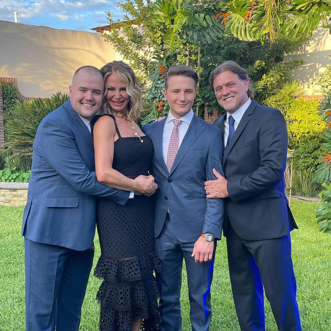 Dijo que él "respetará" a su hijo y a su marido en las decisiones que tomen acerca de una posible paternidad. 
<br>