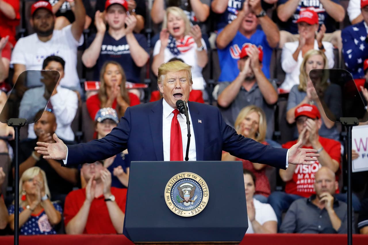 Trump amplifica sus ataques contra la "extrema izquierda" en un mitin, aunque evita dar nombres para no ser "controversial"