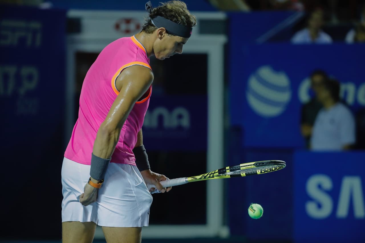 Pero una de las virtudes de Nadal, a lo largo de su carrera, es el fondo físico, y aunque esta vez no fue un partido kilométrico, lo dio todo.