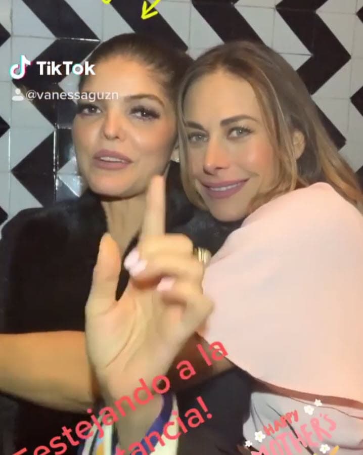 El pasado 10 de mayo Vanessa publicó un video donde revela que su amistad con Ana Bárbara data de hace dos décadas: "¡Viviendo y riendo! Así… casi 20 años de amistad y más, hermana de vida", se lee en el clip de TikTok. 
<br>