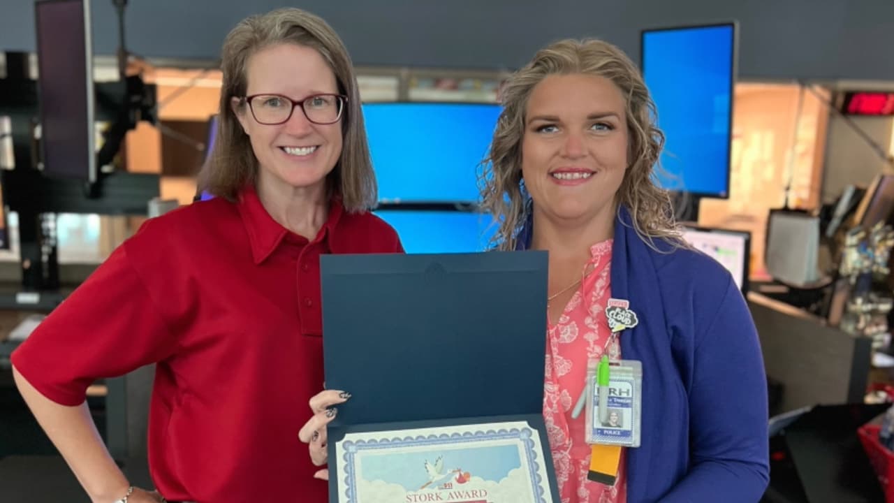 ‘Su fuente se ha roto’: la angustiante llamada al 911 de un padre ayudando a dar a luz en Texas