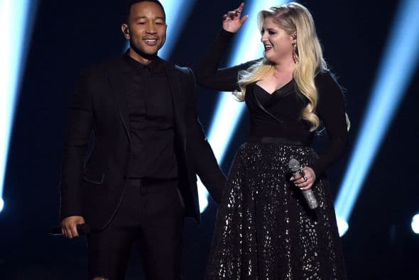 Y hasta tuvo el privilegio de cantar junto a John Legend.