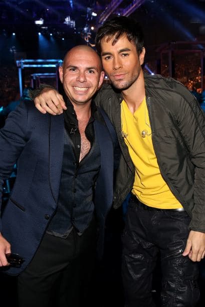 ¿Amigo de todos? Sí, Enrique es un chico con el que todo el mundo quiere tomarse una foto, y Pitbull no es la excepción.