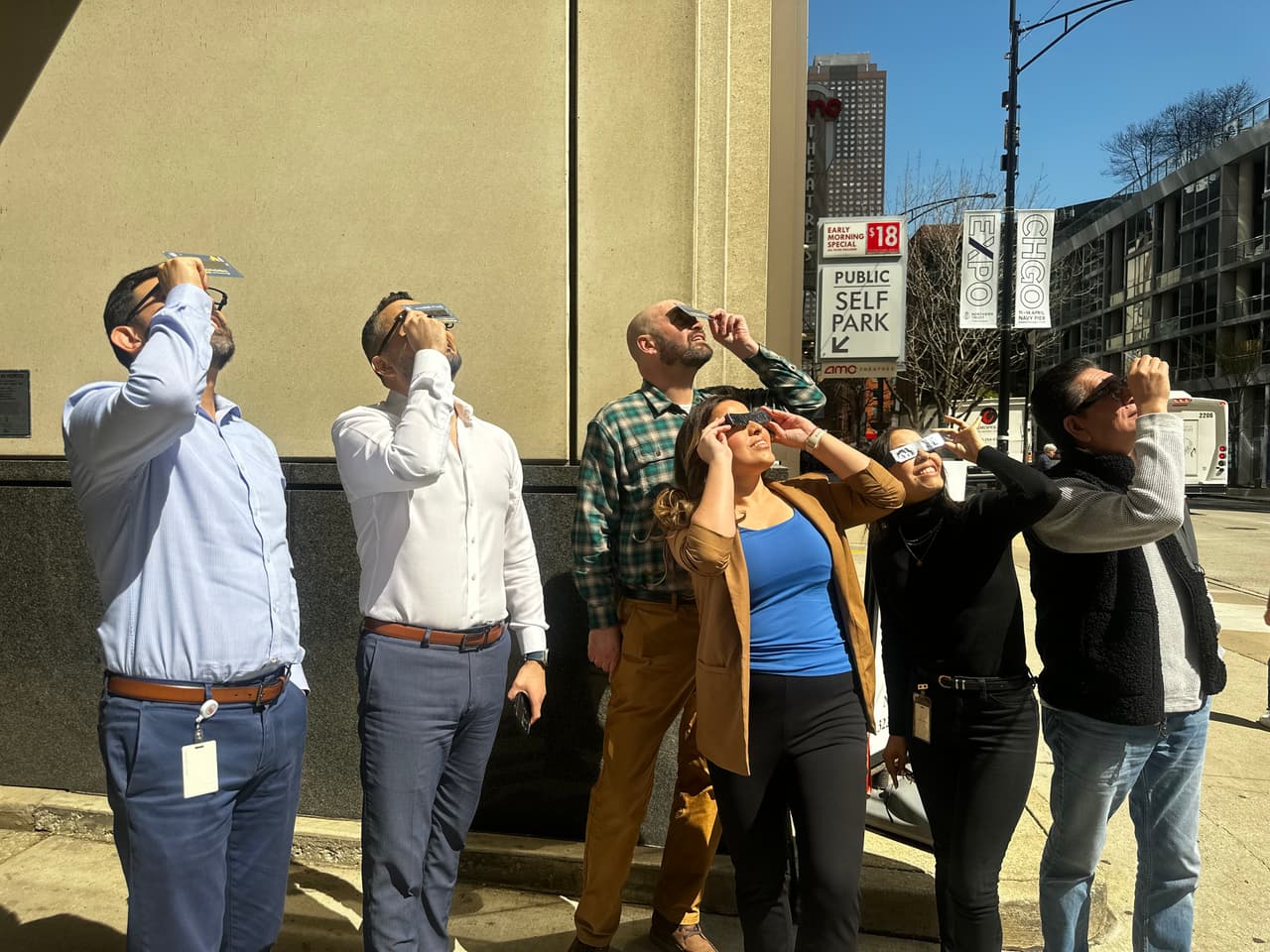 Equipo técnico y reporteros de Univision Noticias Chicago.