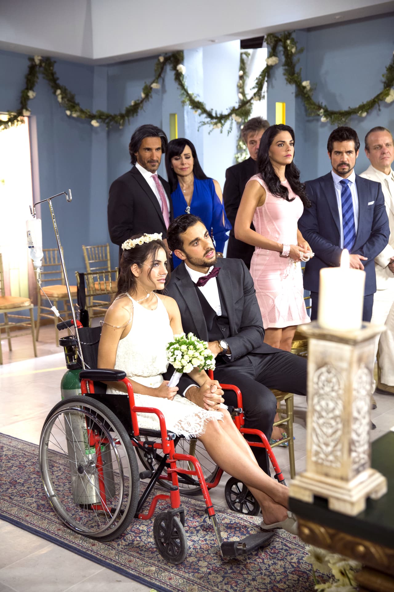 Ela eres una profesional, no debe ser nada fácil grabar en silla de ruedas.