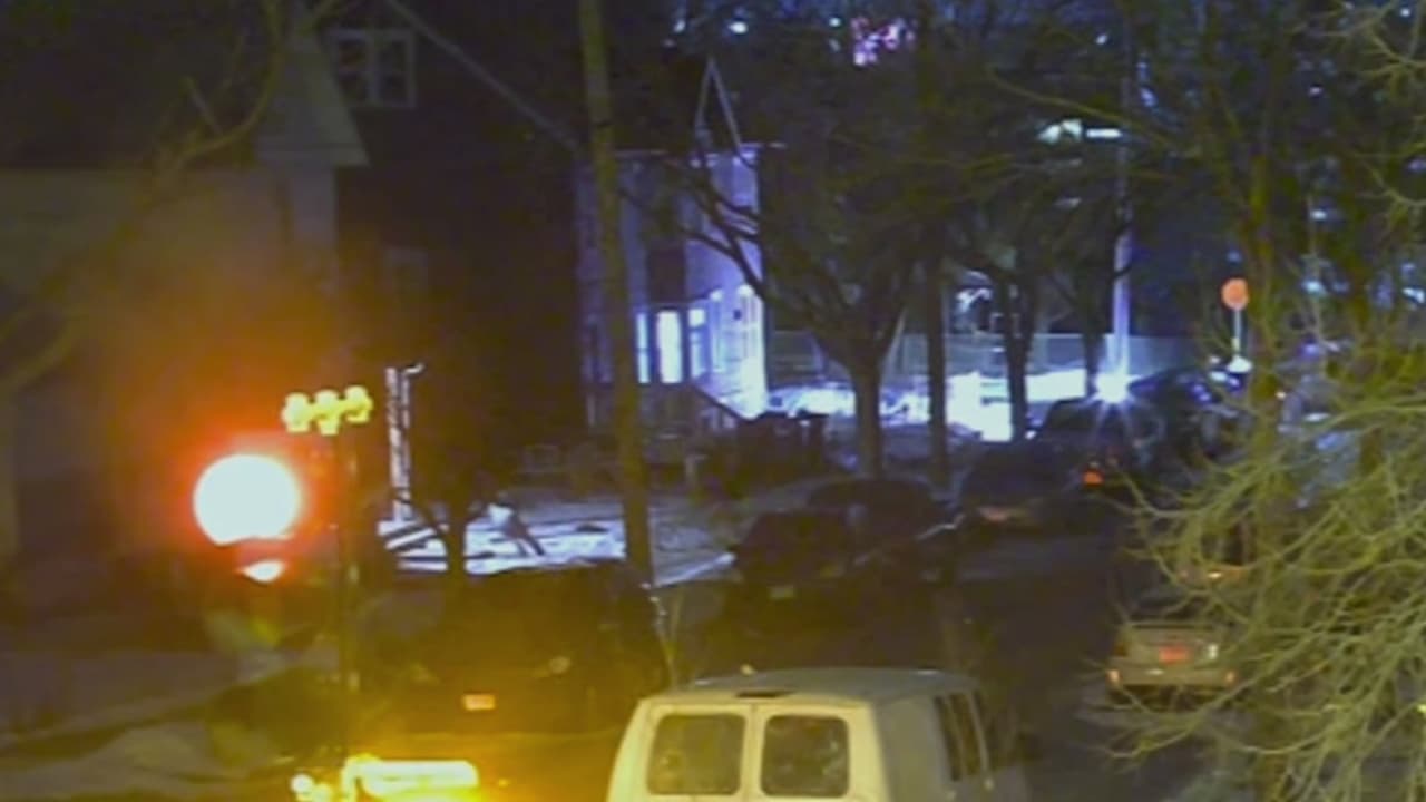 Video en Minnesota pone en duda declaración de agentes de ICE tras tiroteo