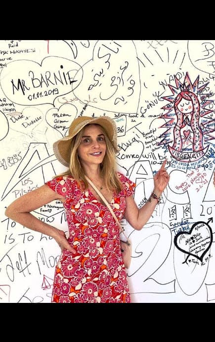 Una de sus hijas,
<b> la actriz Minnie West </b>(29 años), ha quedado muy afectada desde entonces. La joven es recordada por haber interpretado a la 
<b><a href="https://www.univision.com/famosos/constanza-hija-edith-gonzalez-reaparece-con-padre-madrastra-hermanastras-fotos" target="_blank">hija de Edith González</a></b> en la telenovela 'Eva, la trailera' (2016). 
<br>