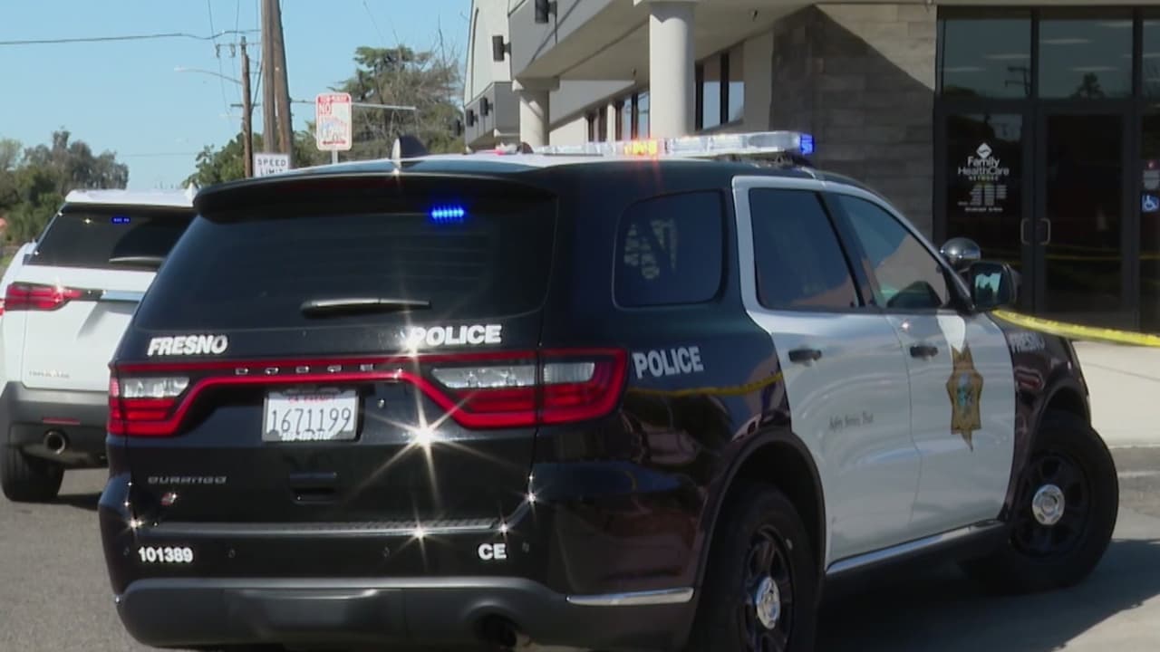 Empleada de una clínica de salud recibe múltiples disparos de un paciente en Fresno