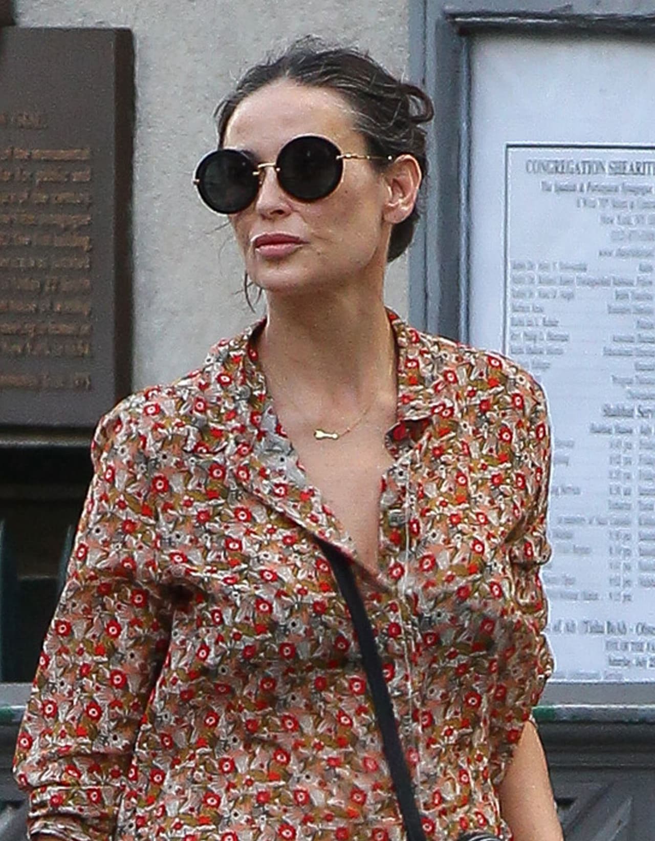 Así reapareció hace unas semanas tras la muerte de una persona en su piscina.