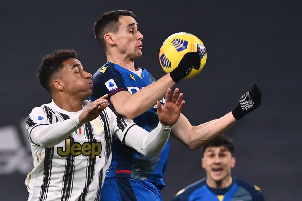 Juventus, sin piedad, goleó al Udinese 4-1. Con doblete de Cristiano Ronaldo y goles de Paulo Dybala y Chiesa, los de la Vecchia Signora suman puntos durante la Jornada 15 de la Serie A.
