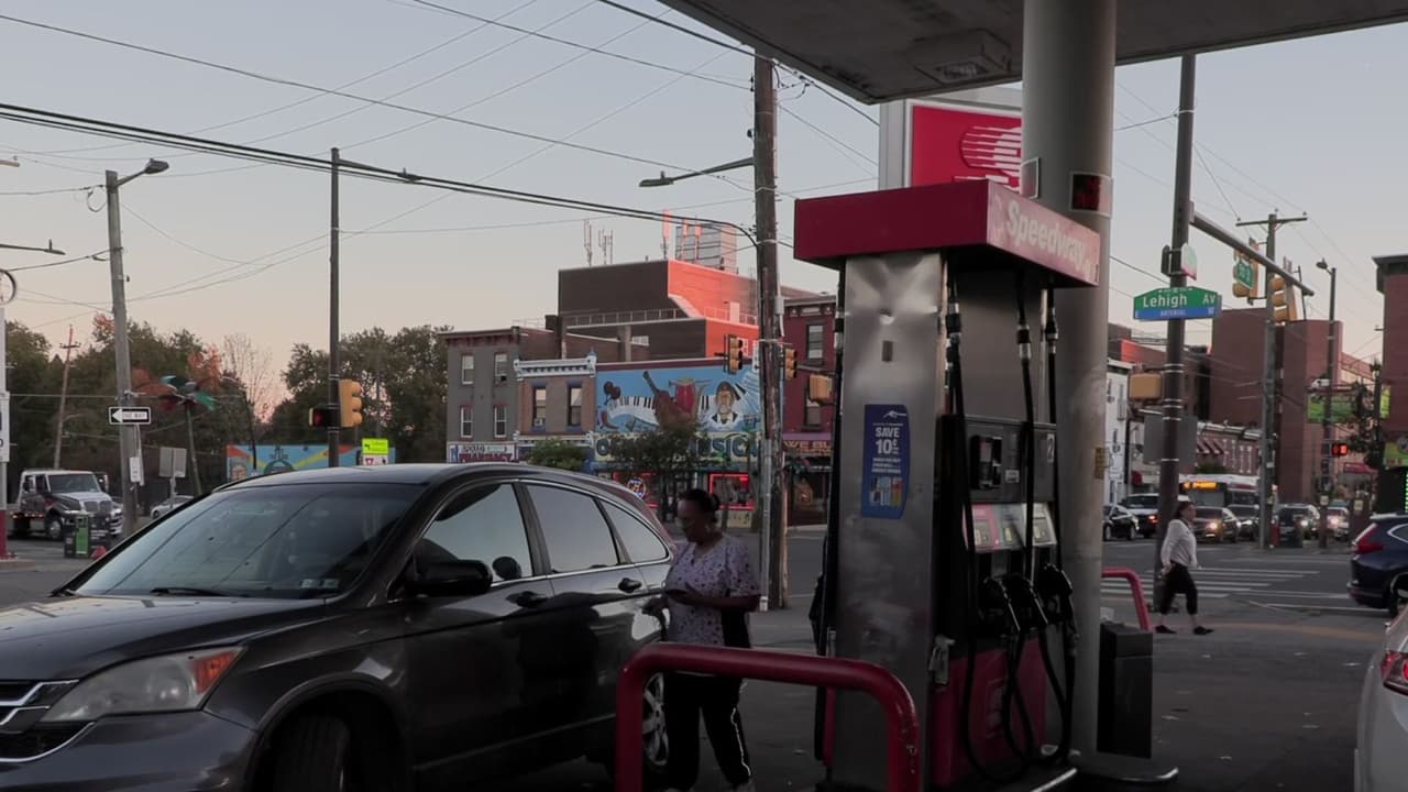 Precio de la gasolina podría influir en el voto de las familias en las elecciones de noviembre