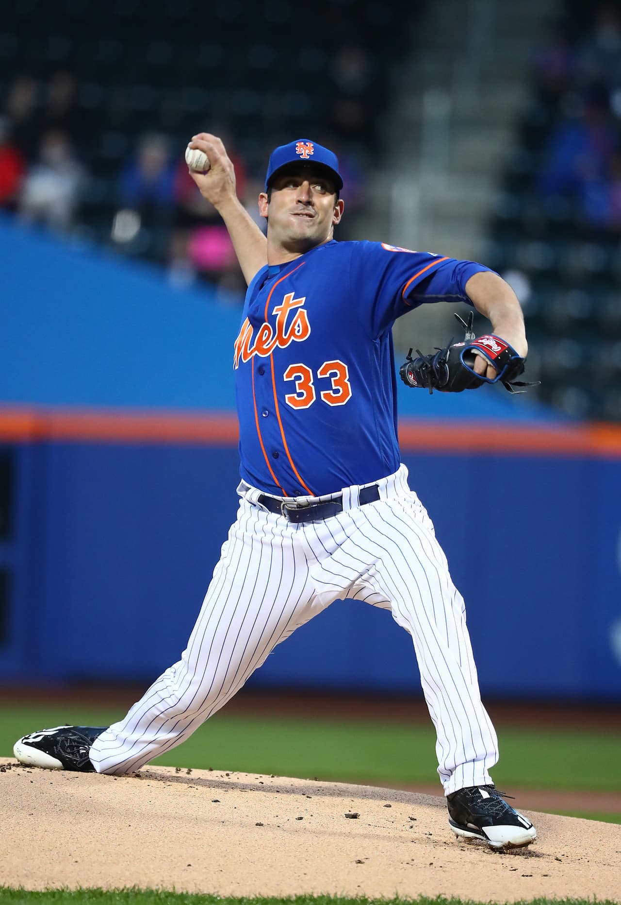 ATL 2 – 6 NYM: Matt Harvey regresó a la lomita tras recuperarse de innumerables lesiones y lo hizo de buena forma llevándose la victoria.